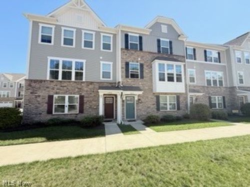 1470 Caymus Ct, Avon, OH, 44011-1271 | Card Image