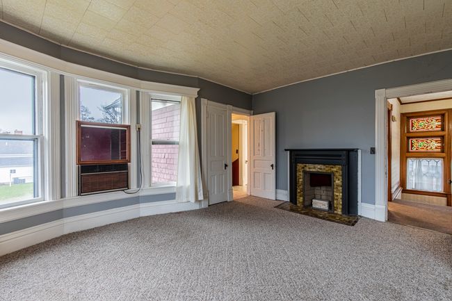 339 E Chestnut St, House other with 3 bedrooms, 3 bathrooms and 5 parking in Sheffield IL | Image 49
