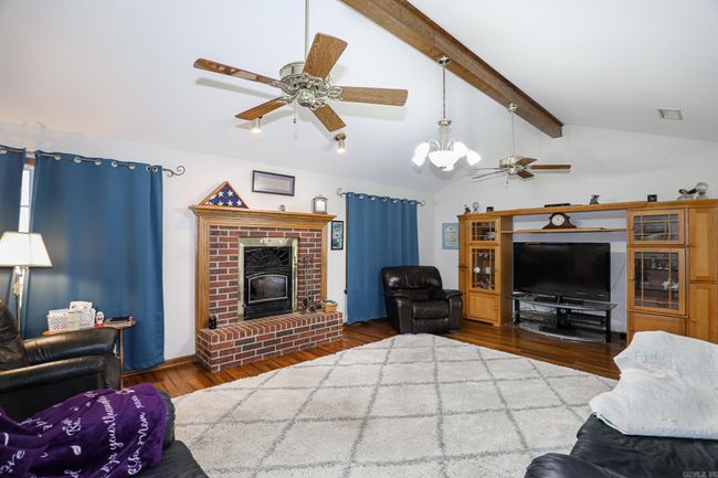 7966 Severn Landing Rd, House other with 4 bedrooms, 2 bathrooms and null parking in Alexander AR | Image 9