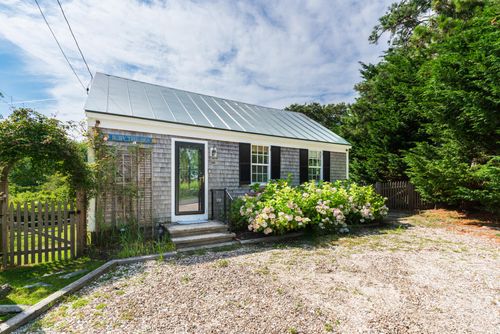 60 Snow Ln, Chatham, MA, 02633-1834 | Card Image