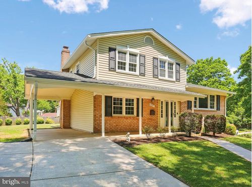 5401 Amberwood Ln, ROCKVILLE, MD, 20853-2502 | Card Image
