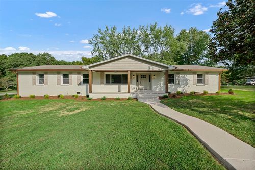 460 Hilltop Trl, Bowling Green, KY, 42101-9432 | Card Image