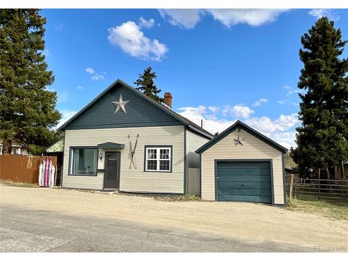 135 Chestnut St, Leadville, CO, 80461-3635 | Card Image