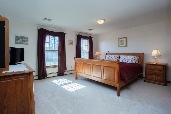 Master Bedroom | Image 15