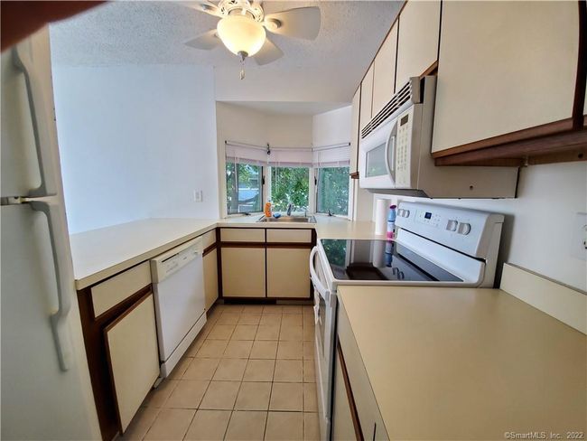101 - 34 Glenwood Ave, Condo with 1 bedrooms, 1 bathrooms and null parking in Norwalk CT | Image 5