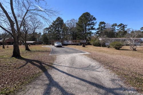 28395 Mcarthur Dr, Livingston, LA, 70754-2109 | Card Image