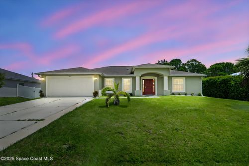 971 Aurelia Ave Se, PALM BAY, FL, 32909-4744 | Card Image