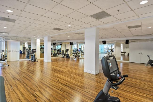 APT-3803 - 848 Brickell Key Dr, Condo with 1 bedrooms, 2 bathrooms and null parking in Miami FL | Image 41