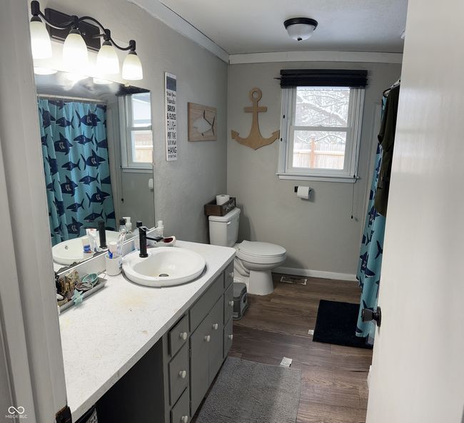 Main Hall Bath | Image 5