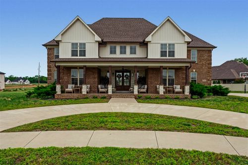 3050 Compass Ct, Bowling Green, KY, 42101-3012 | Card Image