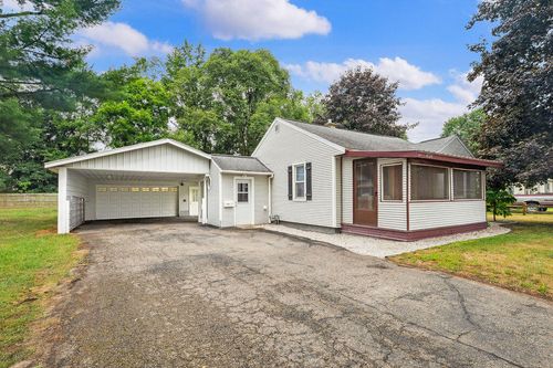 202 Pleasant St, Hartford, MI, 49057-1235 | Card Image