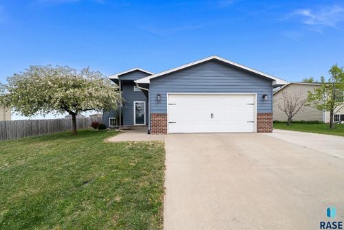 504 Adam Ave Avenue, Baltic, SD, 57003 | Card Image