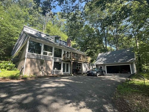 550 Southwick St, Feeding Hills, MA, 01030-1038 | Card Image