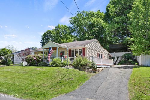 29 Cecelia Ter, Pittsfield, MA, 01201 | Card Image