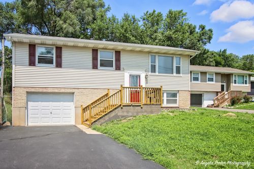 4117 N Johnsburg Rd, Johnsburg, IL, 60051-6323 | Card Image