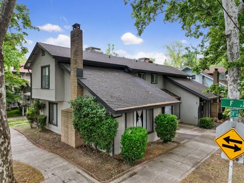 2331 F St, Sacramento, CA, 95816-3522 | Card Image