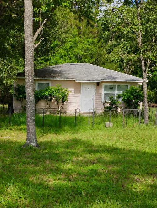 1204 Sw 2nd Dr, Chiefland, FL, 32626 | Card Image