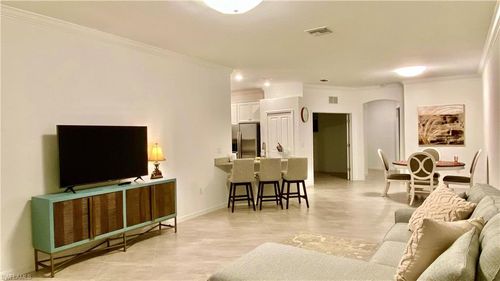 2066 Tamarron Ln, NAPLES, FL, 34120-5700 | Card Image