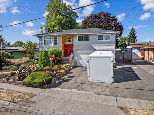 10606 Se 226th St, Kent, WA, 98031-2620 | Card Image