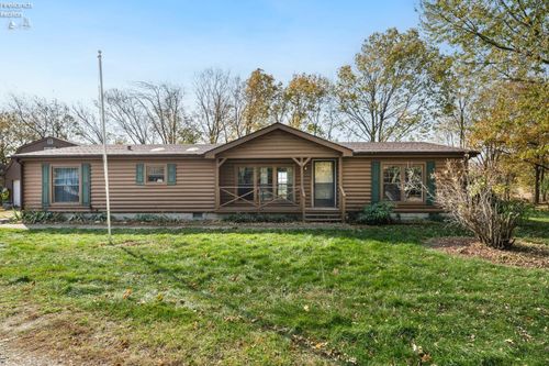 70 Niese Pl, Put-in-Bay, OH, 43456-6776 | Card Image