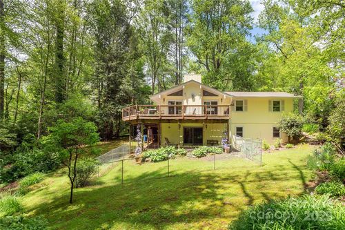 99 Meadowbrook Cir, Brevard, NC, 28712-8543 | Card Image