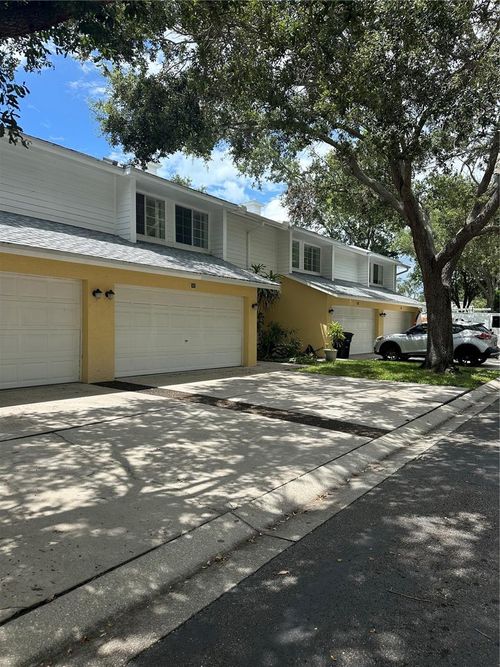 apt-302-1124 Sunset Point Rd, CLEARWATER, FL, 33755-1476 | Card Image