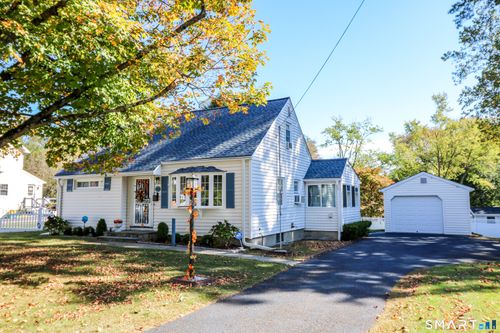 250 Szost Dr, Fairfield, CT, 06824-4042 | Card Image