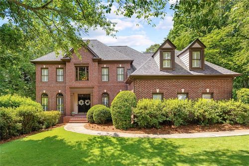 635 Vinings Estates Dr Se, Mableton, GA, 30126-5907 | Card Image