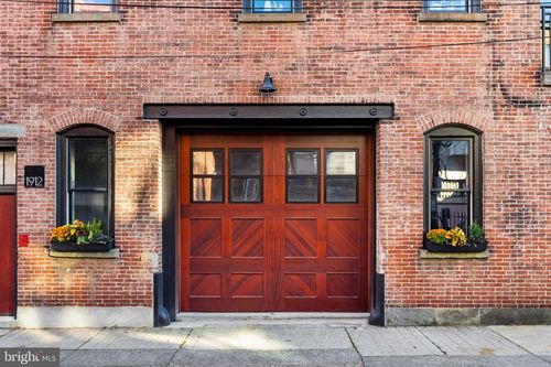 1914 Wilcox St, PHILADELPHIA, PA, 19130-3210 | Card Image