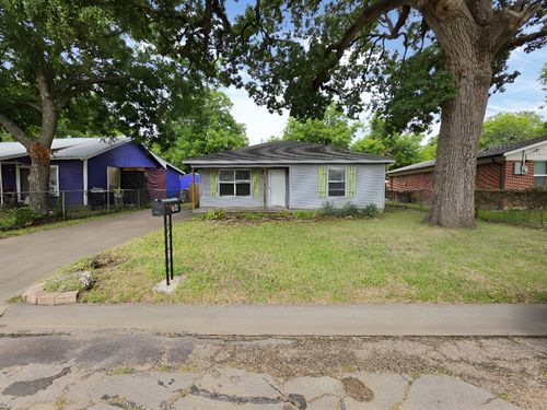 704 S Wilhite St, Cleburne, TX, 76031-6340 | Card Image