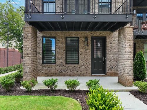 1034 Robert Smalls Way, Atlanta, GA, 30318-6718 | Card Image