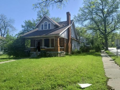 5247 Brookwood Avenue, Kansas City, MO, 64130 | Card Image