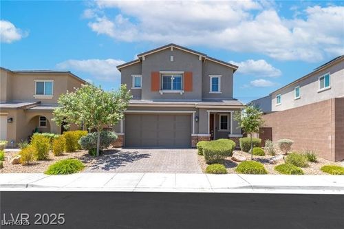 6955 Nash Tracks St, North Las Vegas, NV, 89084-4044 | Card Image