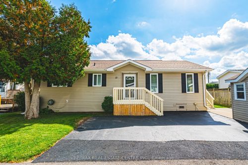 32 Water St, Guelph, ON, N1H | Card Image