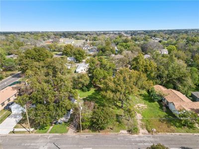 921 Dawson Street, Home with 0 bedrooms, 0 bathrooms and null parking in Waco TX | Image 1