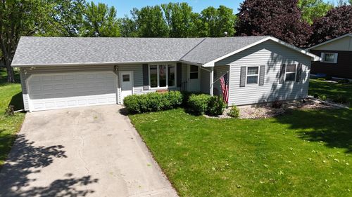 1314 W Birch Ave, Olivia, MN, 56277-1614 | Card Image