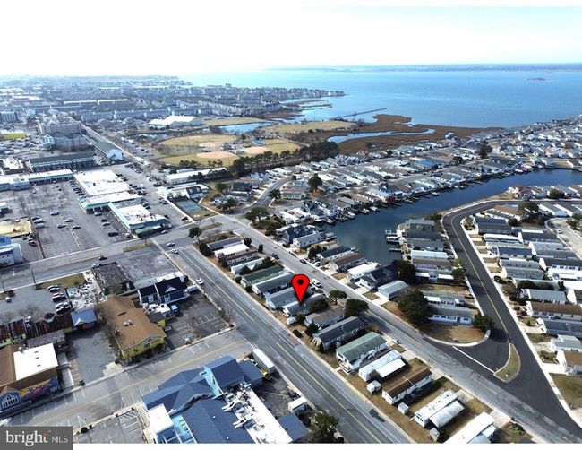 13104 Atlantic Blvd, House other with 3 bedrooms, 2 bathrooms and null parking in OCEAN CITY MD | Image 5