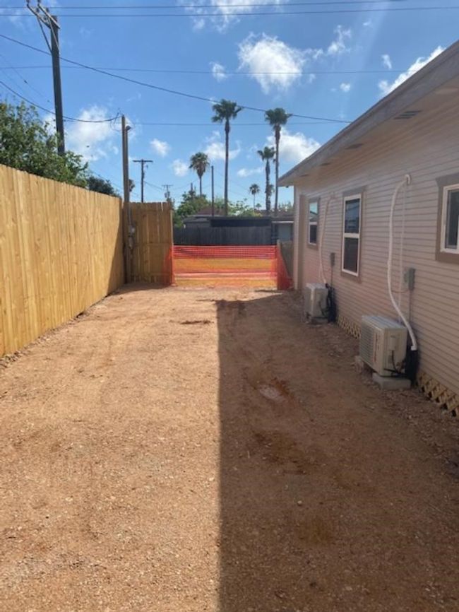 202 W Jefferson, House other with 3 bedrooms, 3 bathrooms and null parking in Port Isabel TX | Image 13