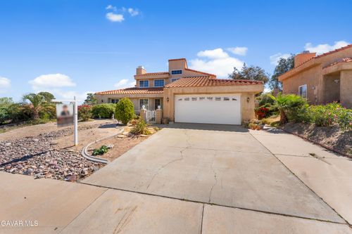 38242 7th Street, Palmdale, CA, 93551 | Card Image