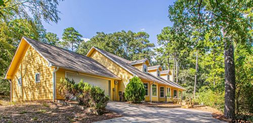 250 Autumn Wood Trl, Holly Lake Ranch, TX, 75765-7301 | Card Image