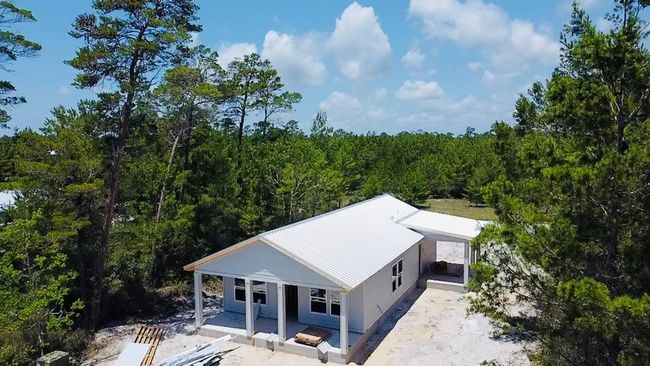 1588 Sandpiper Dr, House other with 3 bedrooms, 2 bathrooms and 3 parking in Carrabelle FL | Image 6