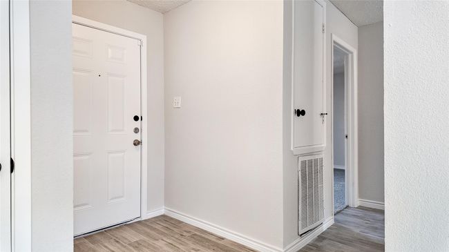 Entry | Image 17