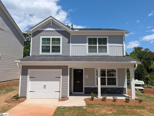 200 Blackwood St, Greenville, SC, 29611-5432 | Card Image