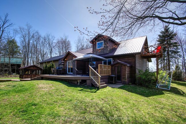 303 Tower Rd, House other with 3 bedrooms, 2 bathrooms and 6 parking in Lansdowne ON | Image 8