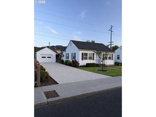 1950 Greenwood Ave, Reedsport, OR, 97467-1048 | Card Image