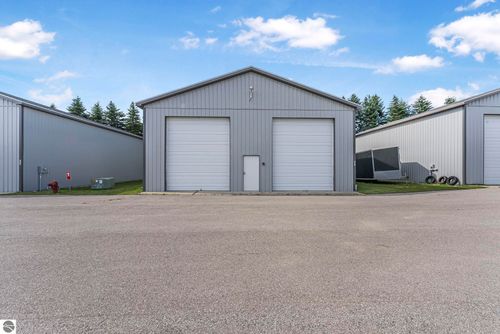 262 Buckshot Dr, Traverse City, MI, 49685 | Card Image