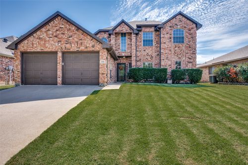 305 Ravenna Rd, Lake Dallas, TX, 75065-2389 | Card Image