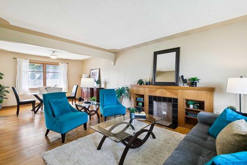 3103 13 Ave Sw, Calgary, AB, T3C0V3 | Card Image