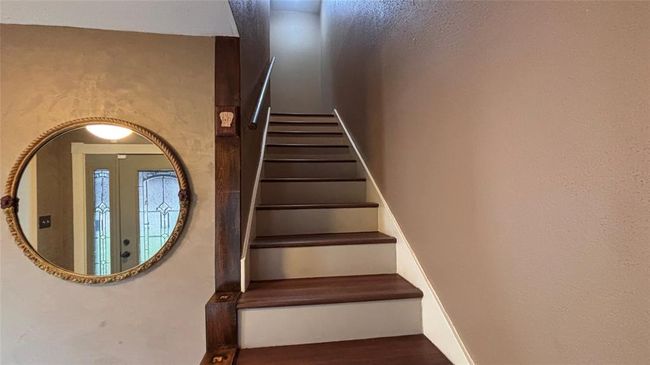 5720 Townhouse Ln, Townhouse with 3 bedrooms, 3 bathrooms and null parking in Beaumont TX | Image 5