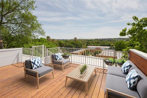 a-2016 Jesse E Segovia St, Austin, TX, 78702-5504 | Card Image